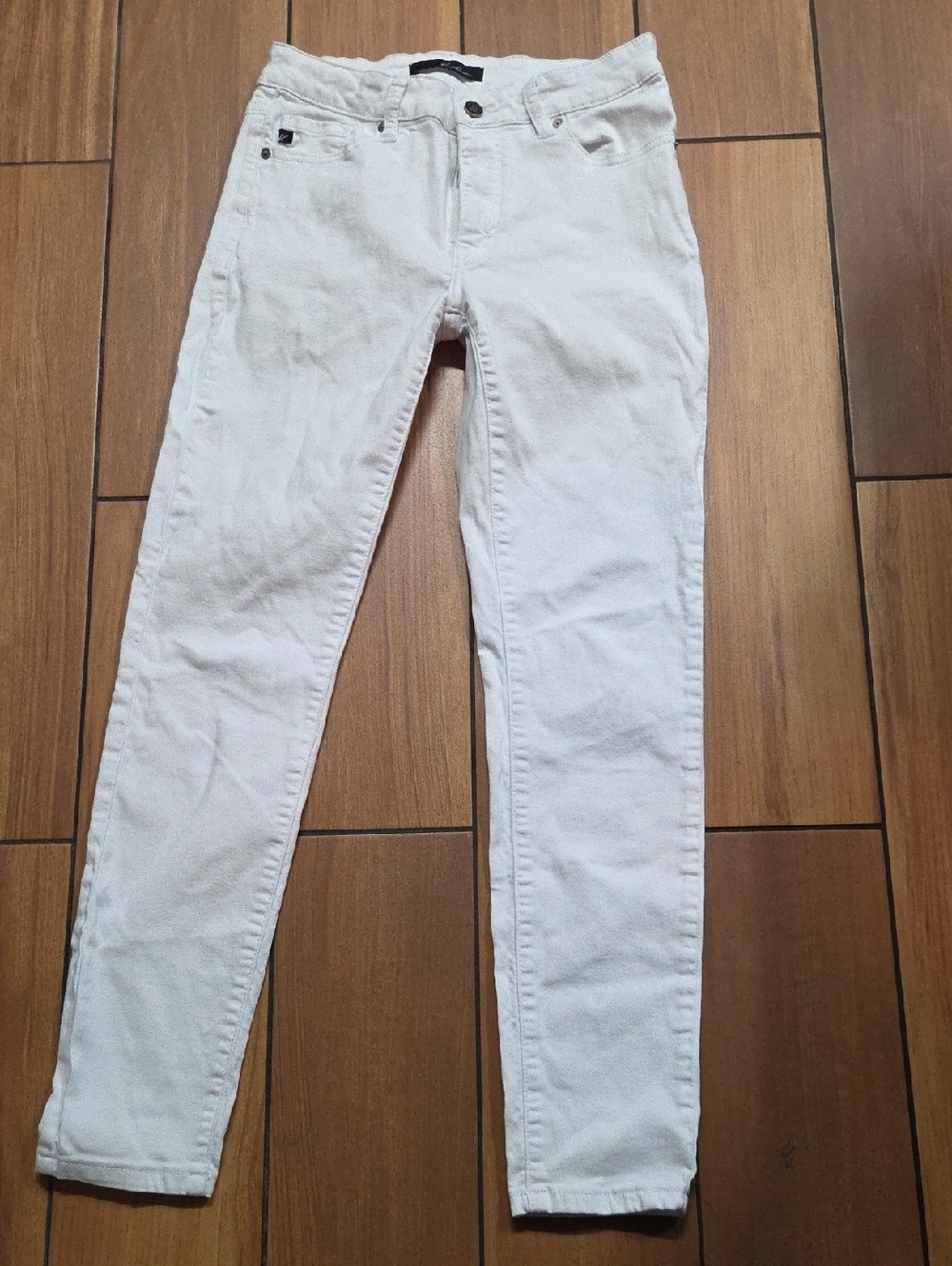 KanCan White Skinny Jeans - Slim Fit